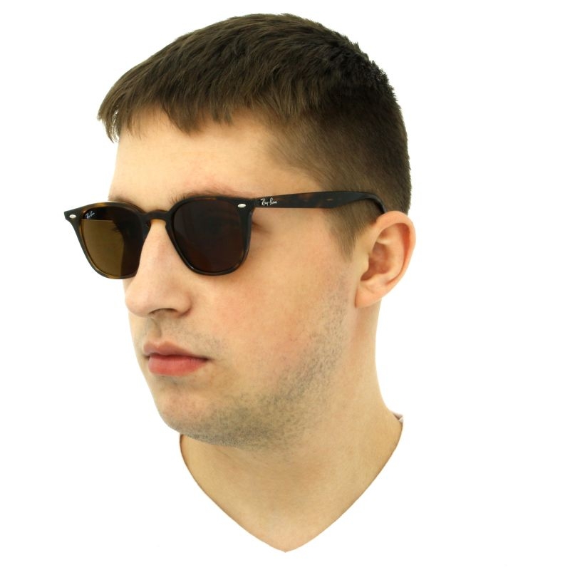 Ray-Ban 4258 710/73 (Size M)